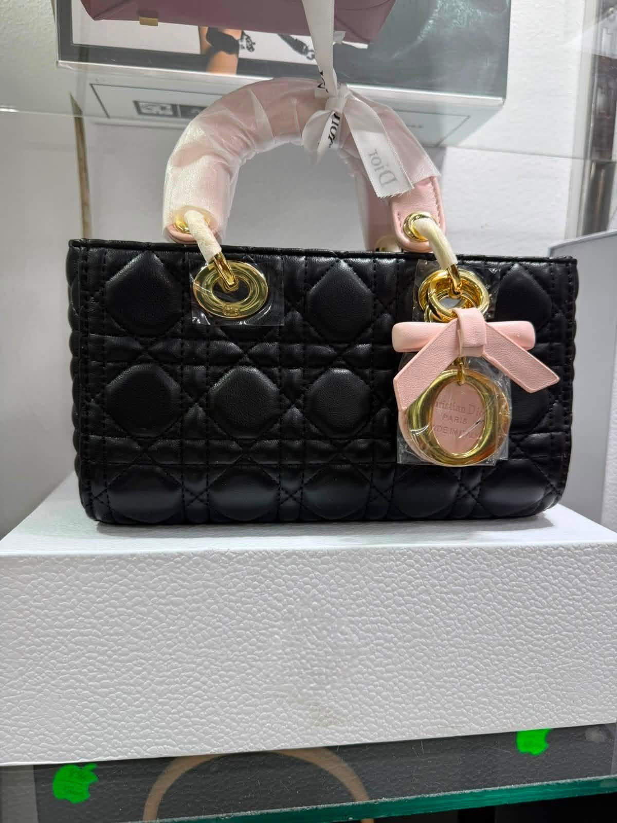 Dior