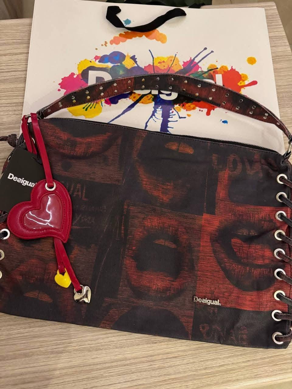 Desigual