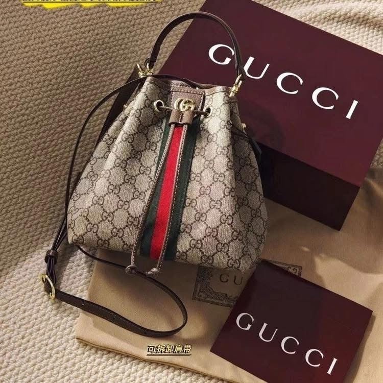 Cucci - Block Soly