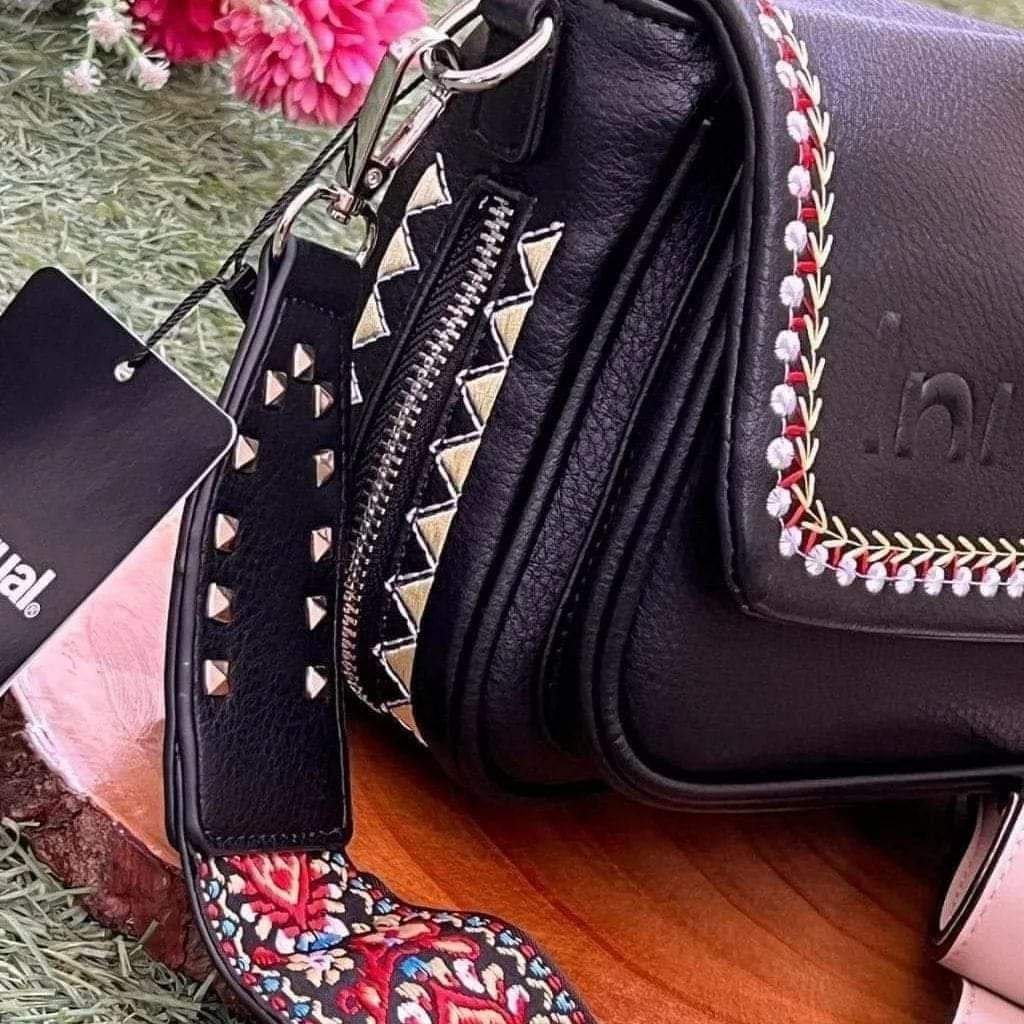 Desigual (Hana Elzahed) - Block Soly