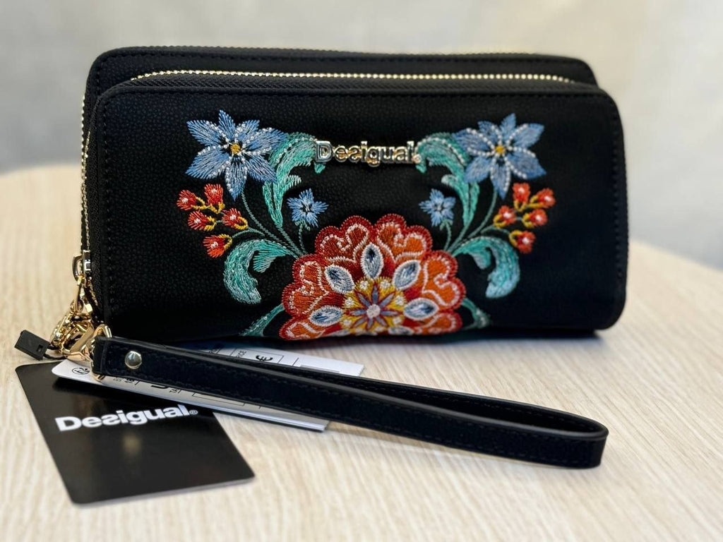 Desigual - Wallet - Block Soly
