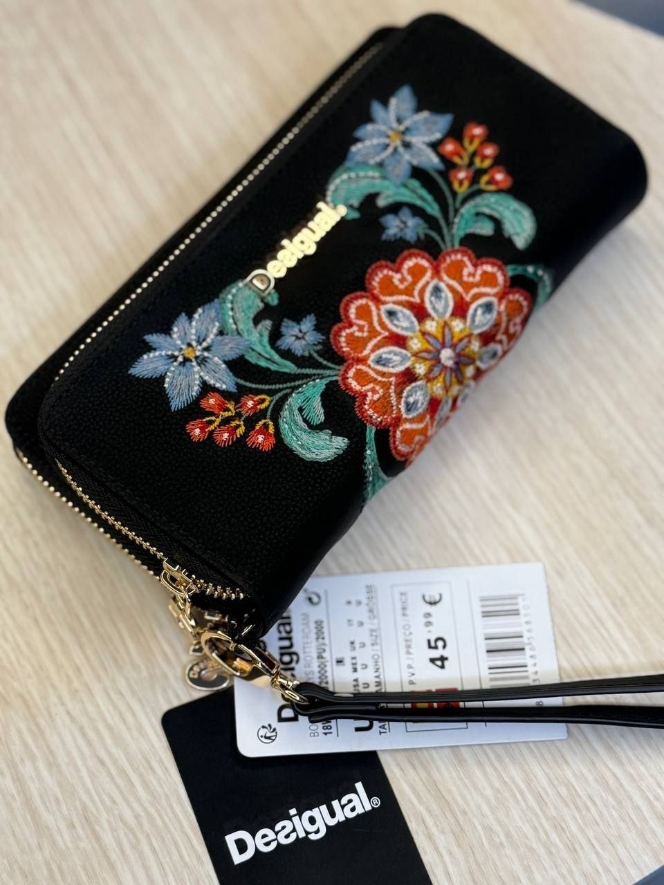 Desigual - Wallet - Block Soly