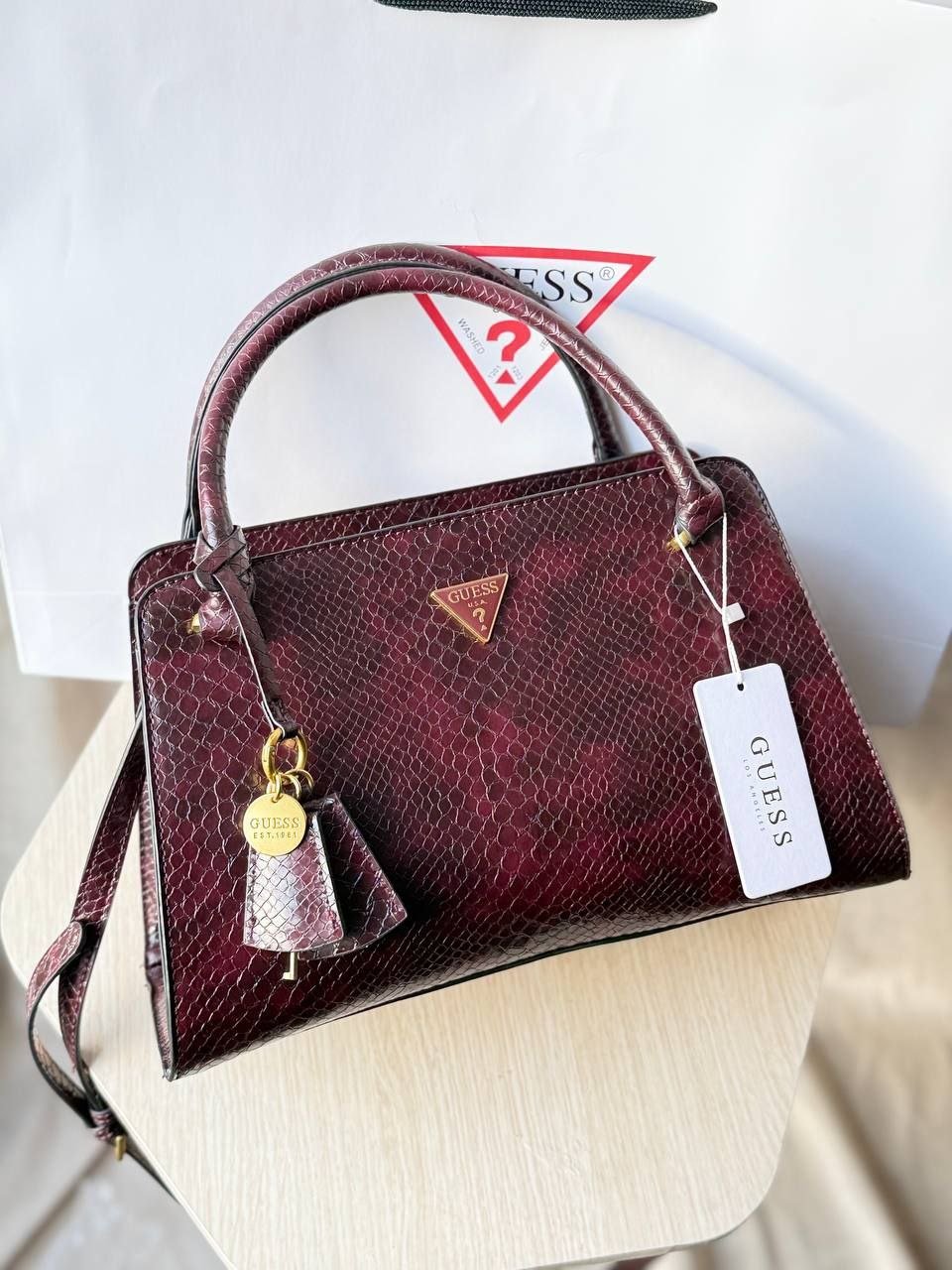 Guess - Block Soly
