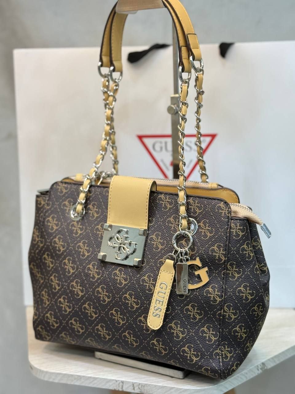 Guess - Block Soly