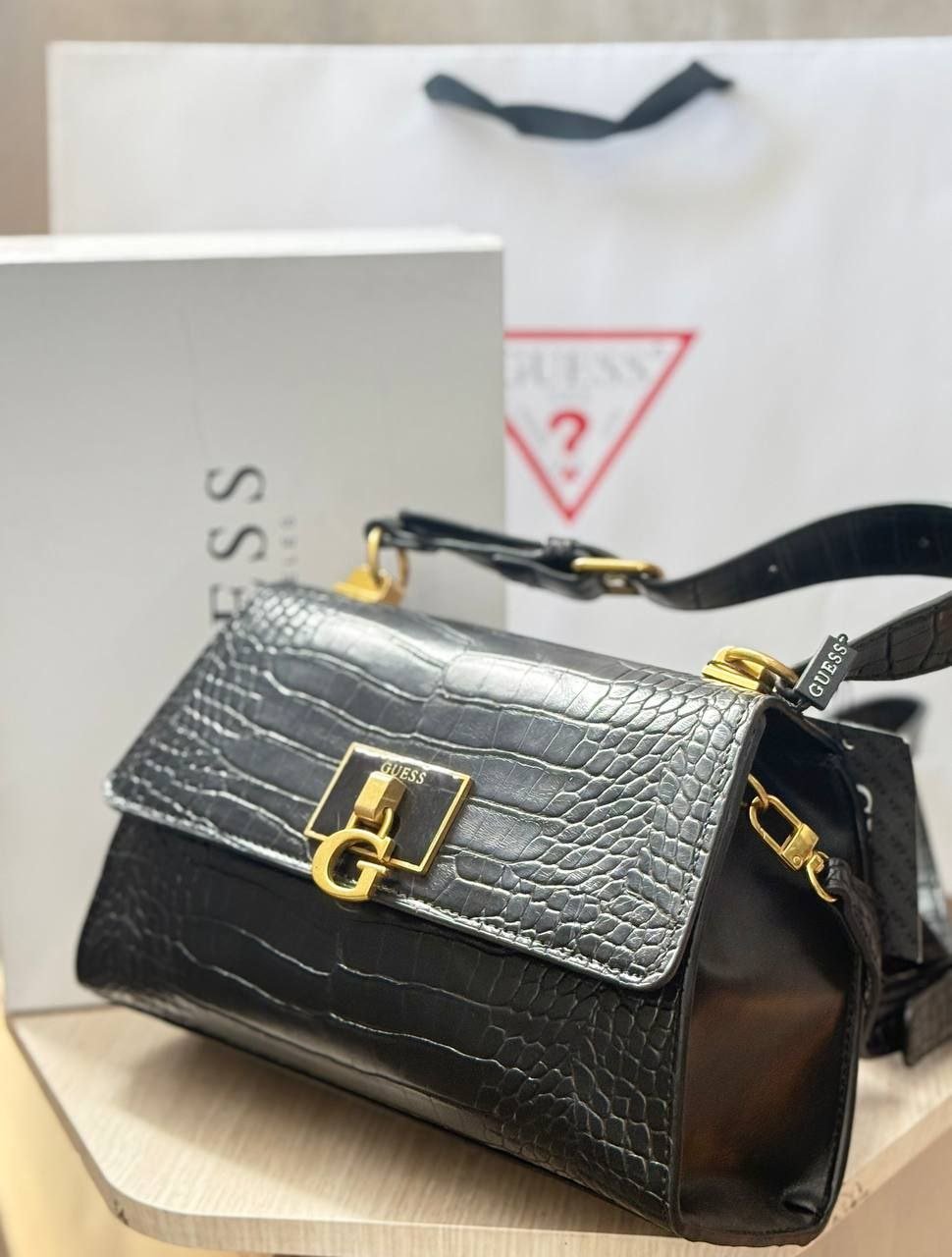 Guess - Block Soly