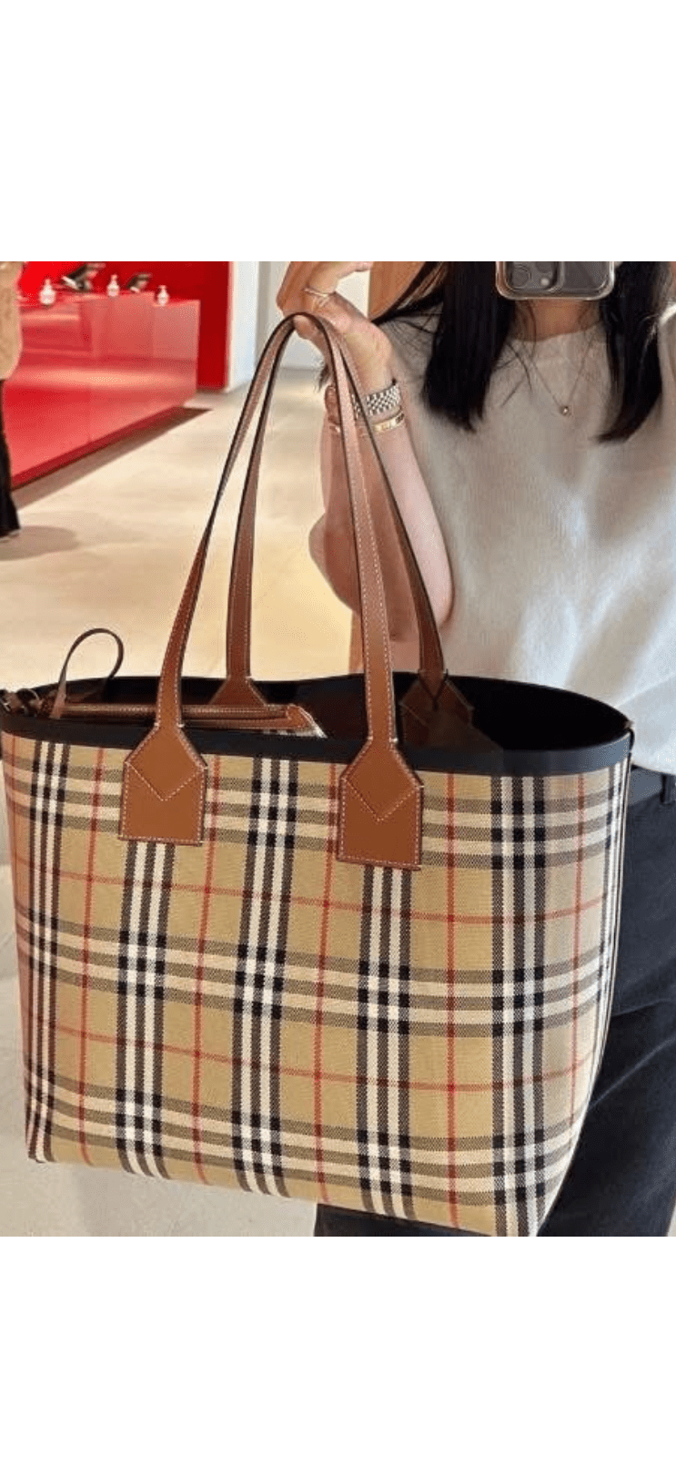 L BURBERRY - Block Soly