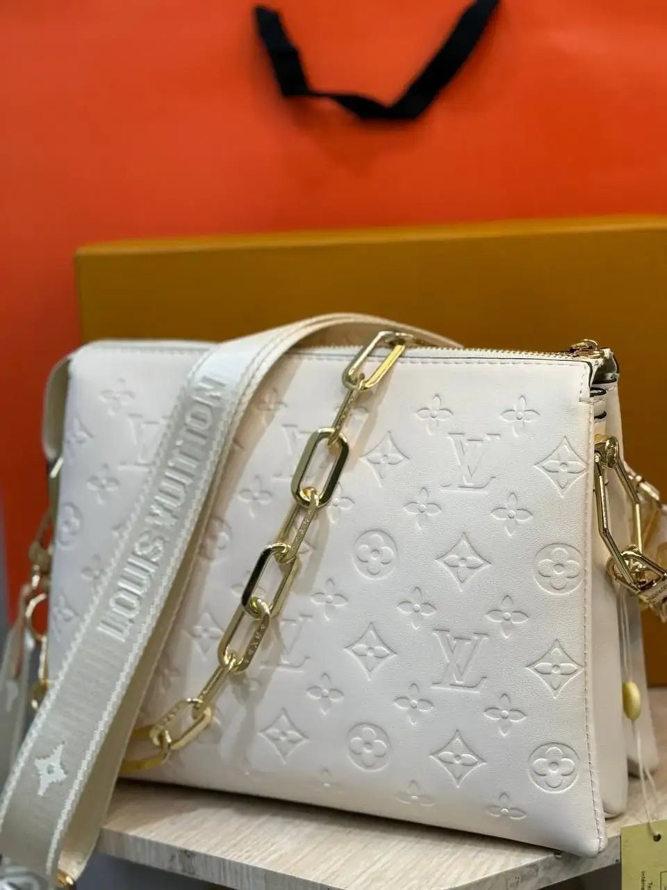 Louis Vuitton - Block Soly