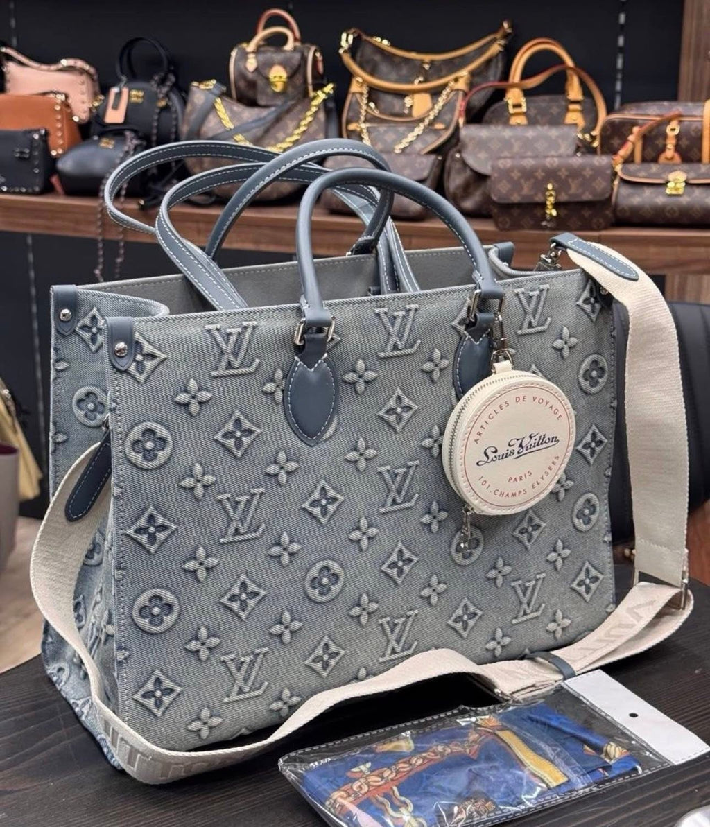 Louis Vuitton - Block Soly