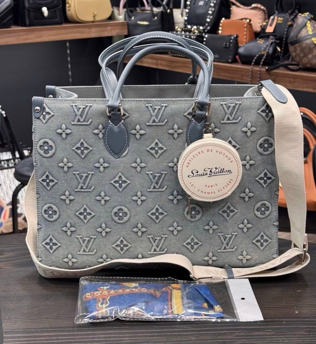 Louis Vuitton - Block Soly