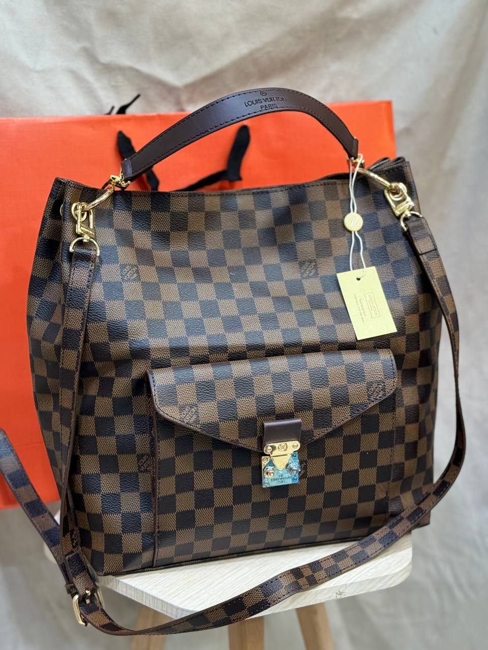Louis Vuitton - Block Soly