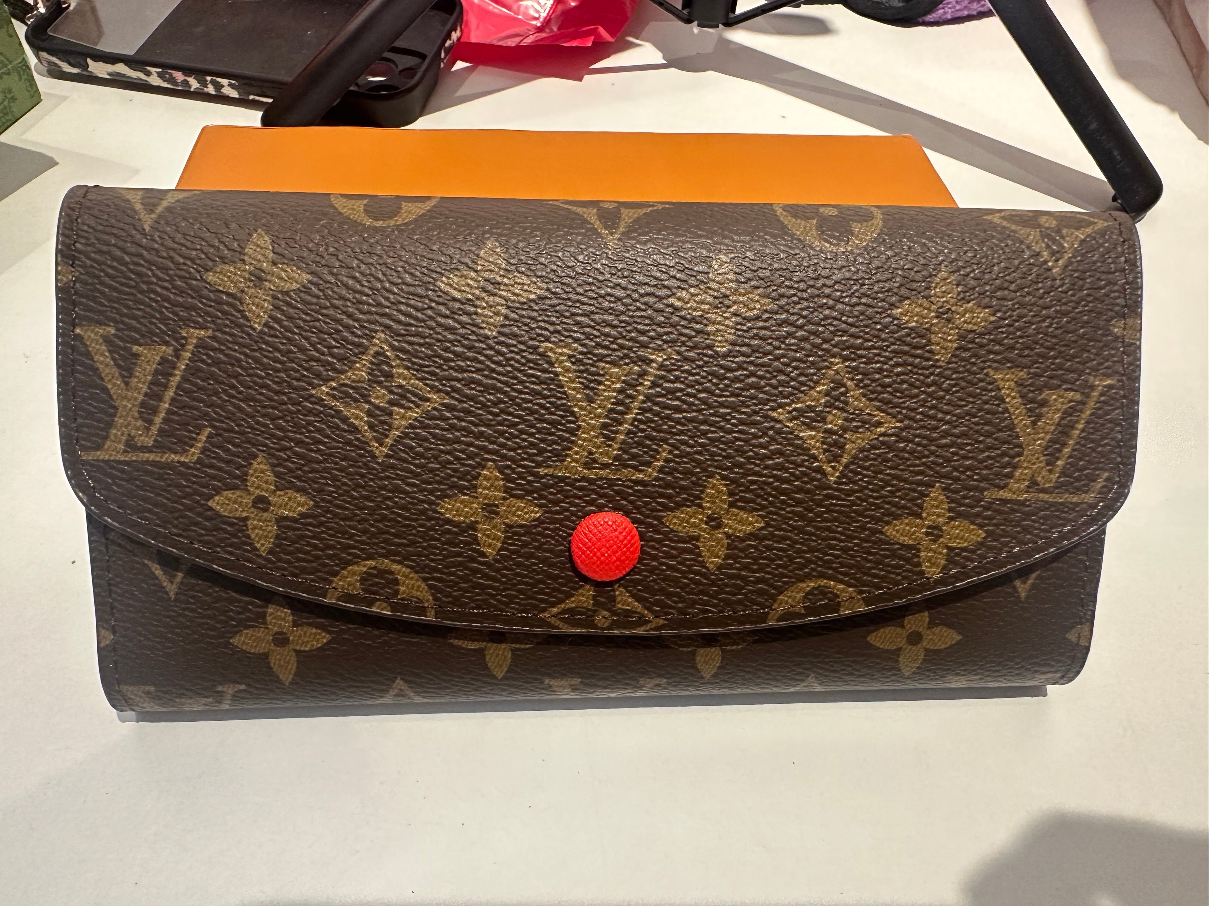 Louis Vuitton - Block Soly