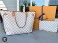Louis Vuitton - Block Soly