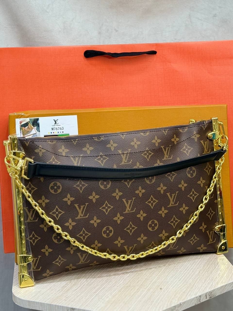 Louis Vuitton - Block Soly