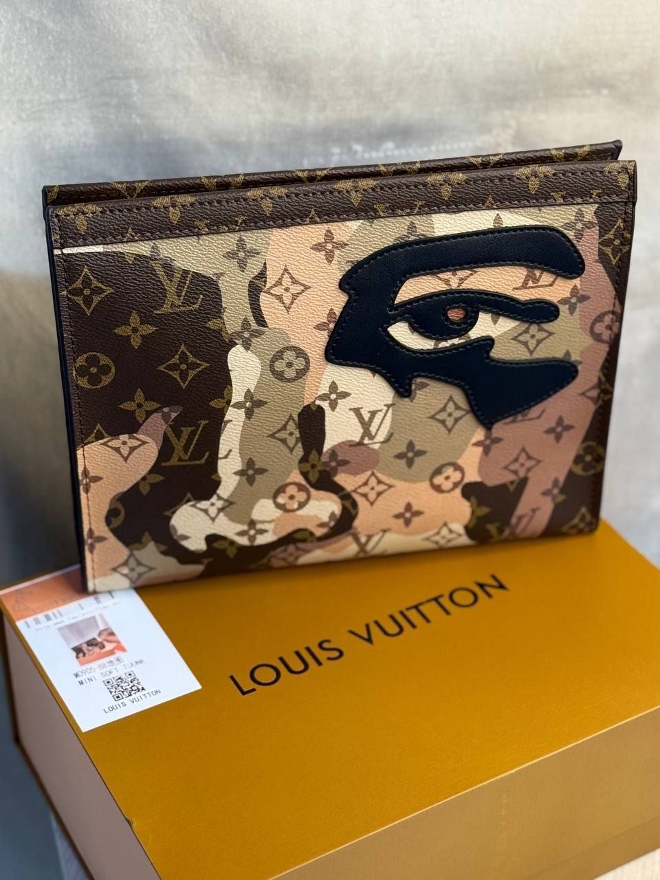 Louis Vuitton - Block Soly