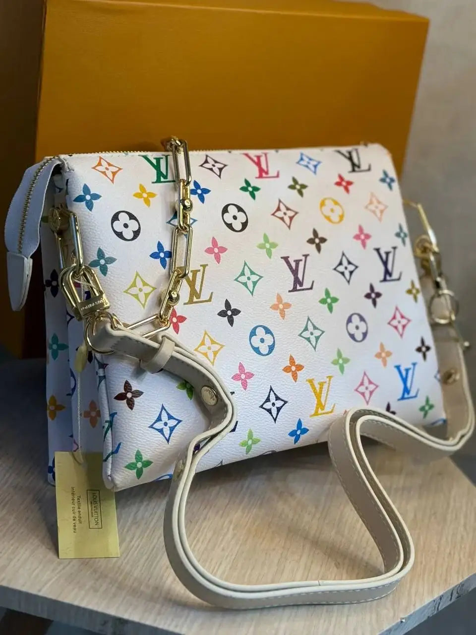 Louis Vuitton - Block Soly
