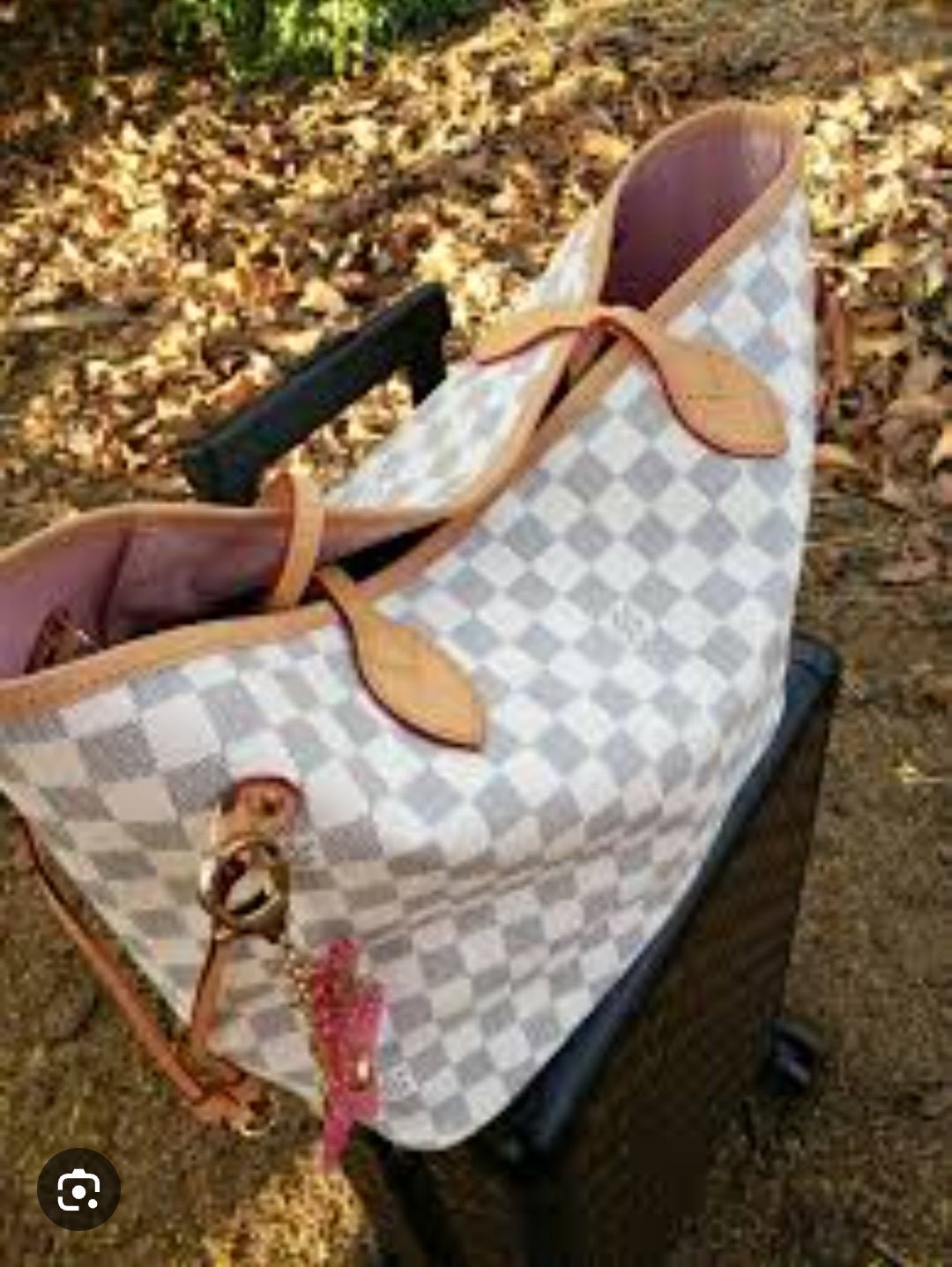 Louis Vuitton - Block Soly