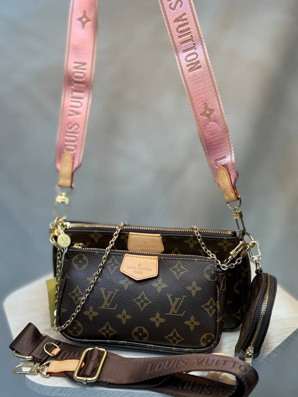 Louis Vuitton - Block Soly