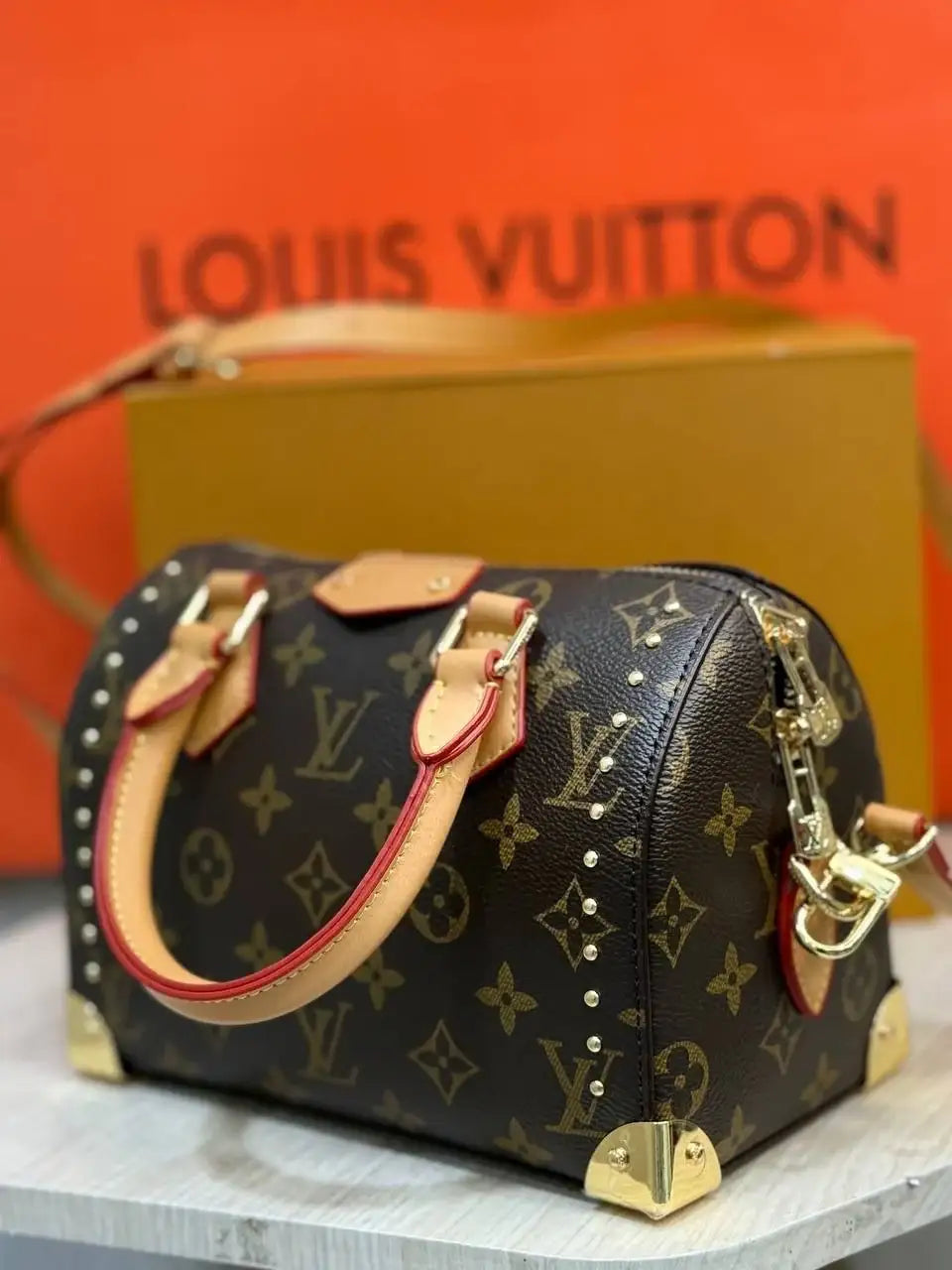 Louis Vuitton - Block Soly