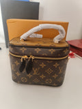Louis Vuitton - Block Soly