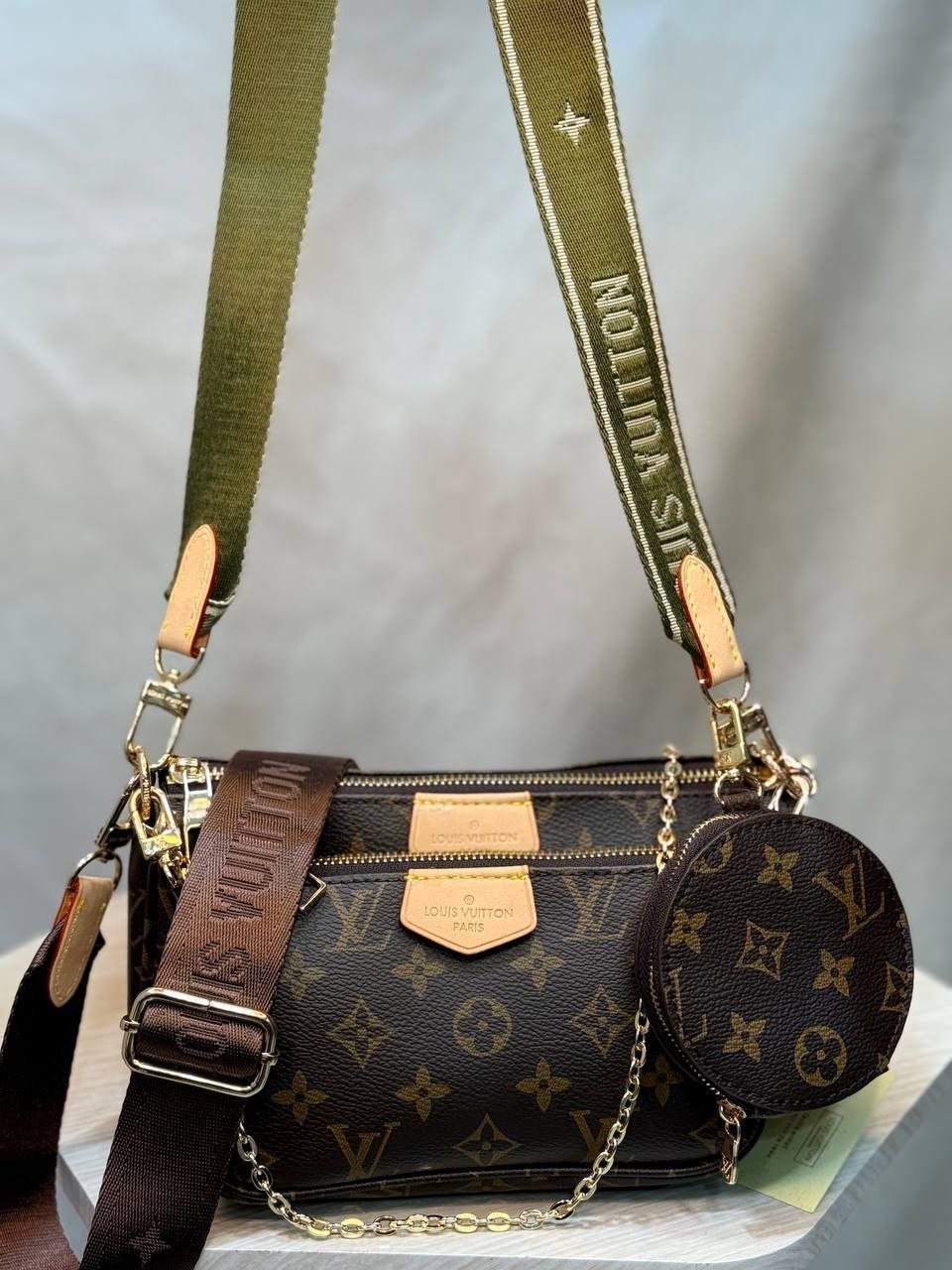 Louis Vuitton - Block Soly