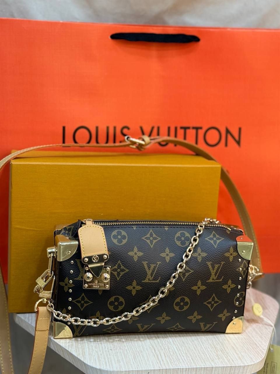 Louis Vuitton - Block Soly