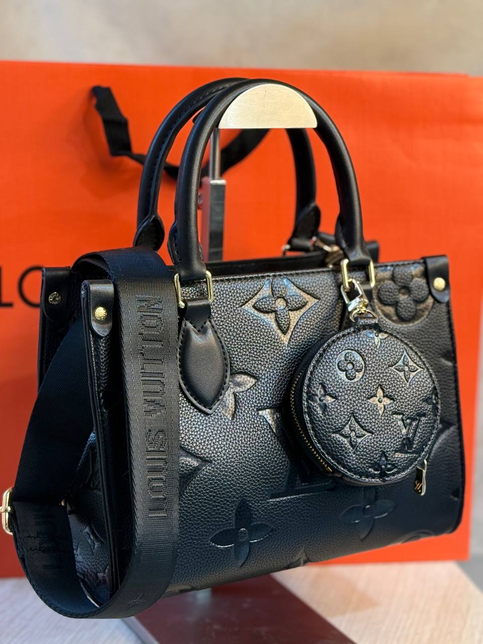 ) Louis Vuitton 🔥 - Block Soly