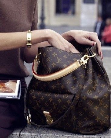 Louis Vuitton - Block Soly