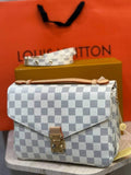 Louis Vuitton - Block Soly