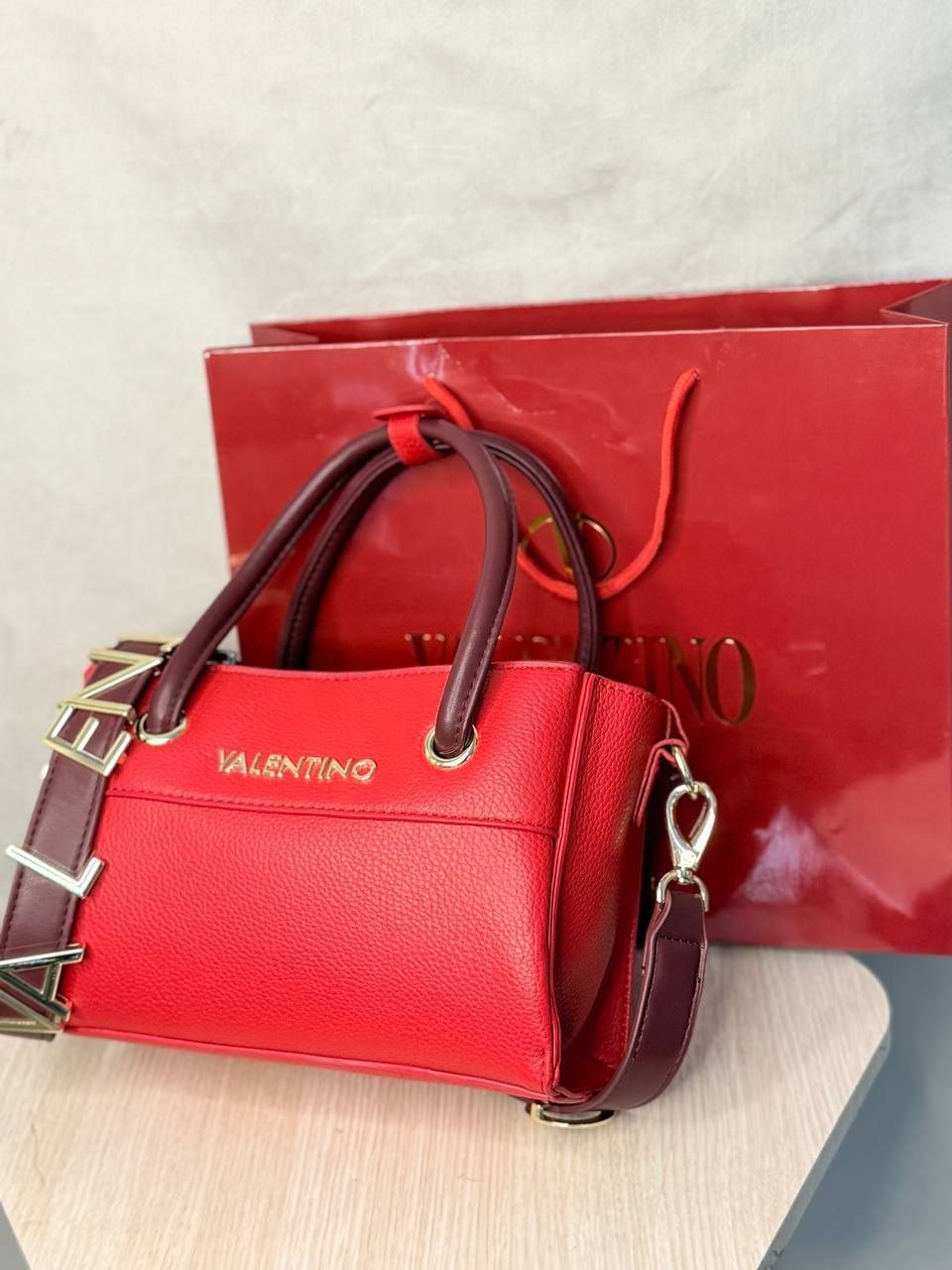 Valentino - Block Soly